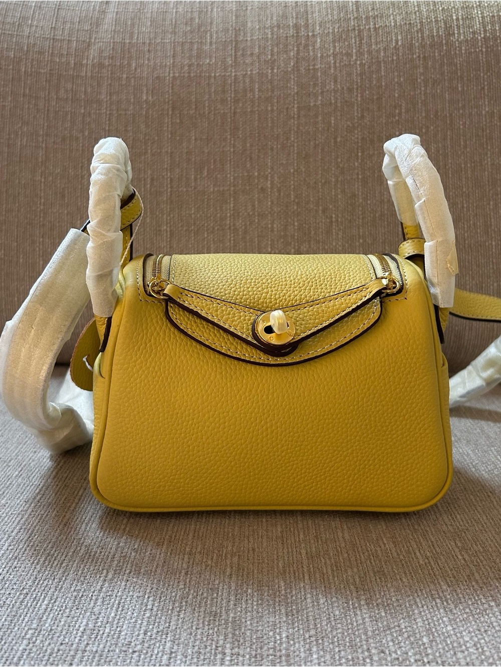 18cm Chicken Yellow Leather Pillow Bag - Picture 2 of 9